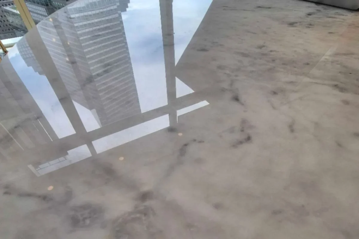 Polished marble floor fully clean and reflective after Airbnb turnover cleaning in NYC